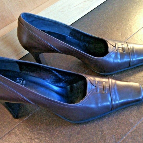 Pegabo Brown Italian Leather Slip On Side 6.5 Pump Heel Square Toe Designer Shoe - Picture 14 of 16